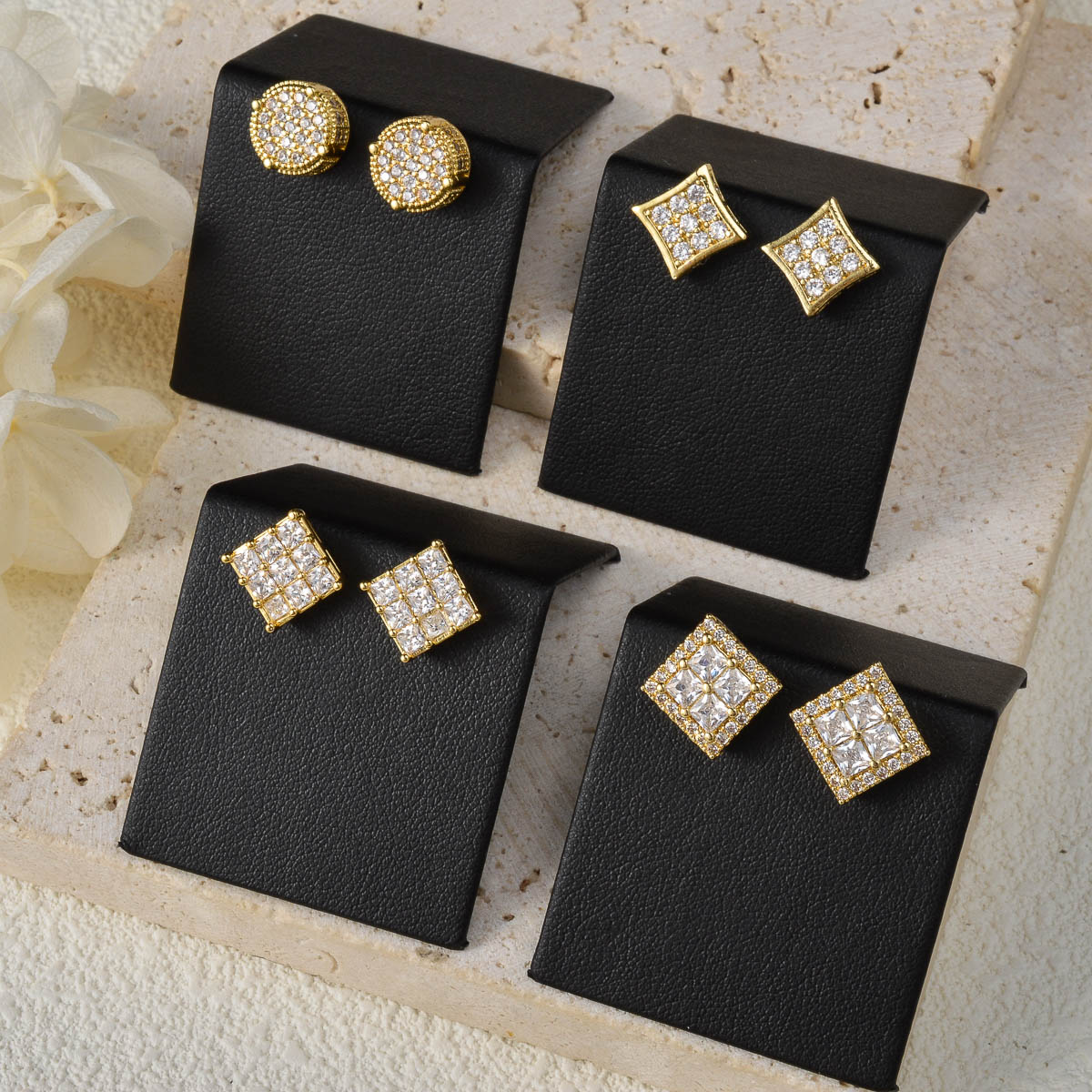 Diana Baby Goud Kleur Oorbelle - Women Accessories Dubai recensie en prijs